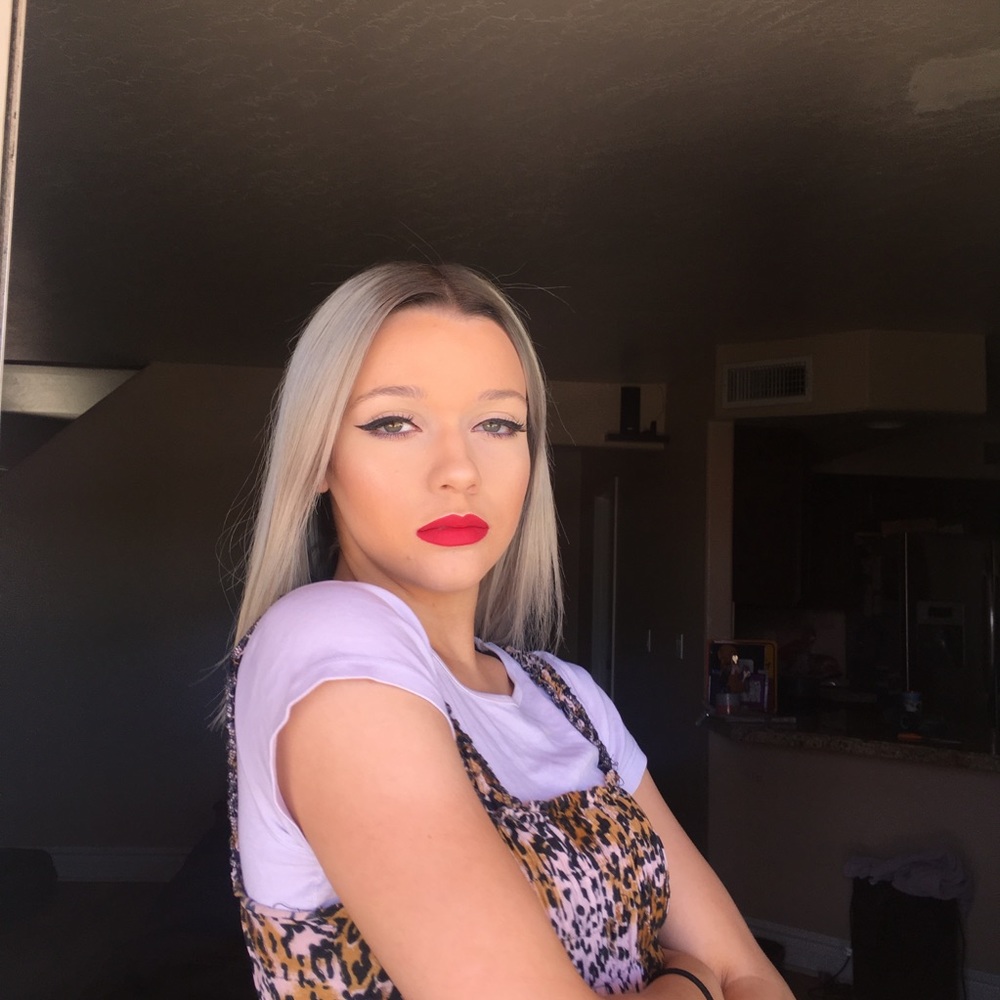 Meet your Posher, Jordyn